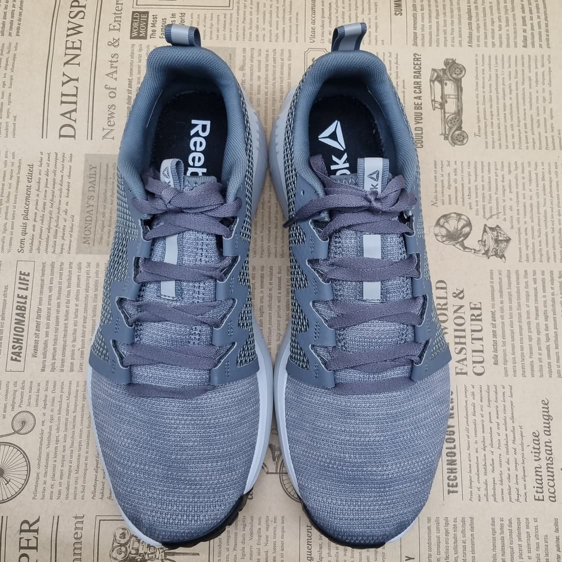 리복 퓨지엄런 남성운동화 275 상품이미지2