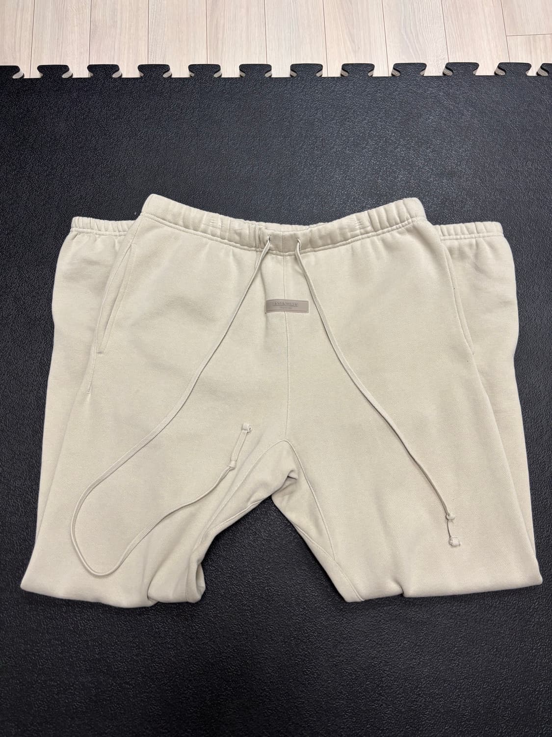 피오갓 에센셜 스웻팬츠  상품이미지3