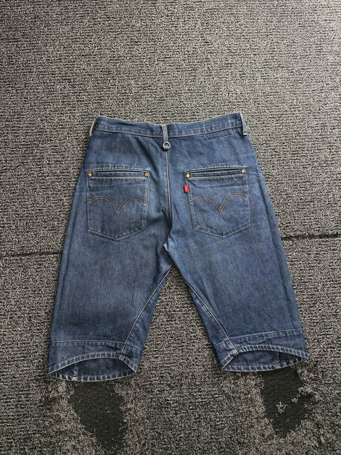 리바이스 엔지니어드 진 데님 버뮤다 팬츠 3582 상품이미지4