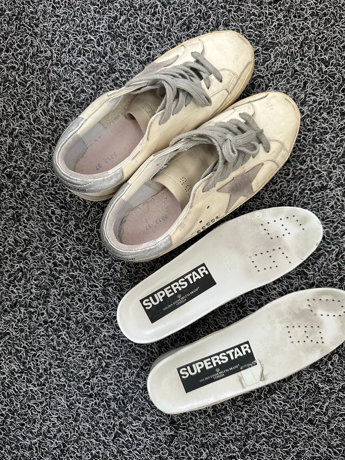 골든구스 슈퍼스타 스니커즈 37/235 상품이미지7