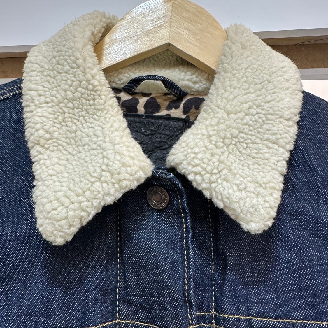 리바이스 쉐르파 데님 트러커 자켓 상품이미지2