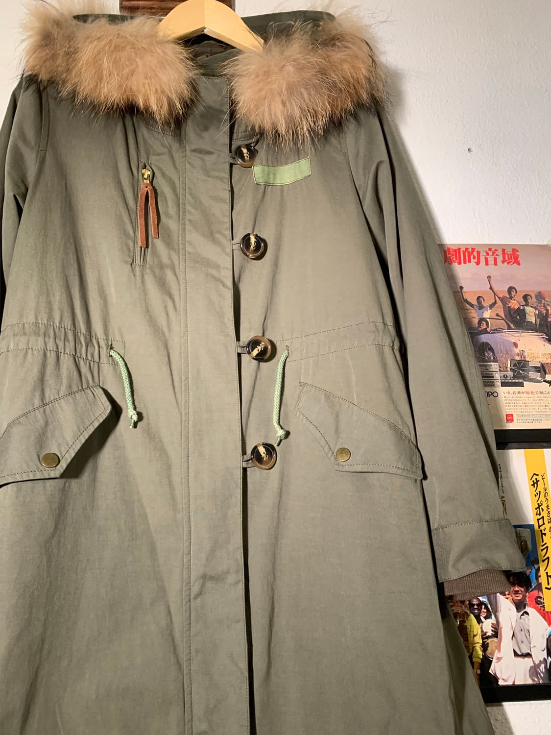 레이빔즈 사이드버튼 피쉬테일 개파카 상품이미지5