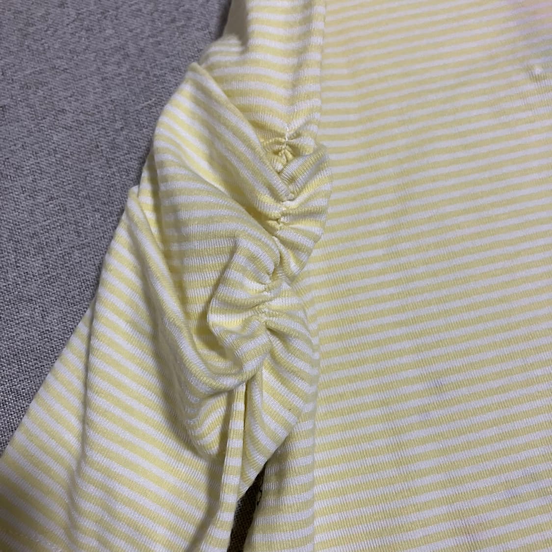 [OS] 제니팩스 옐로 스트라이프 자수 티셔츠 상품이미지8