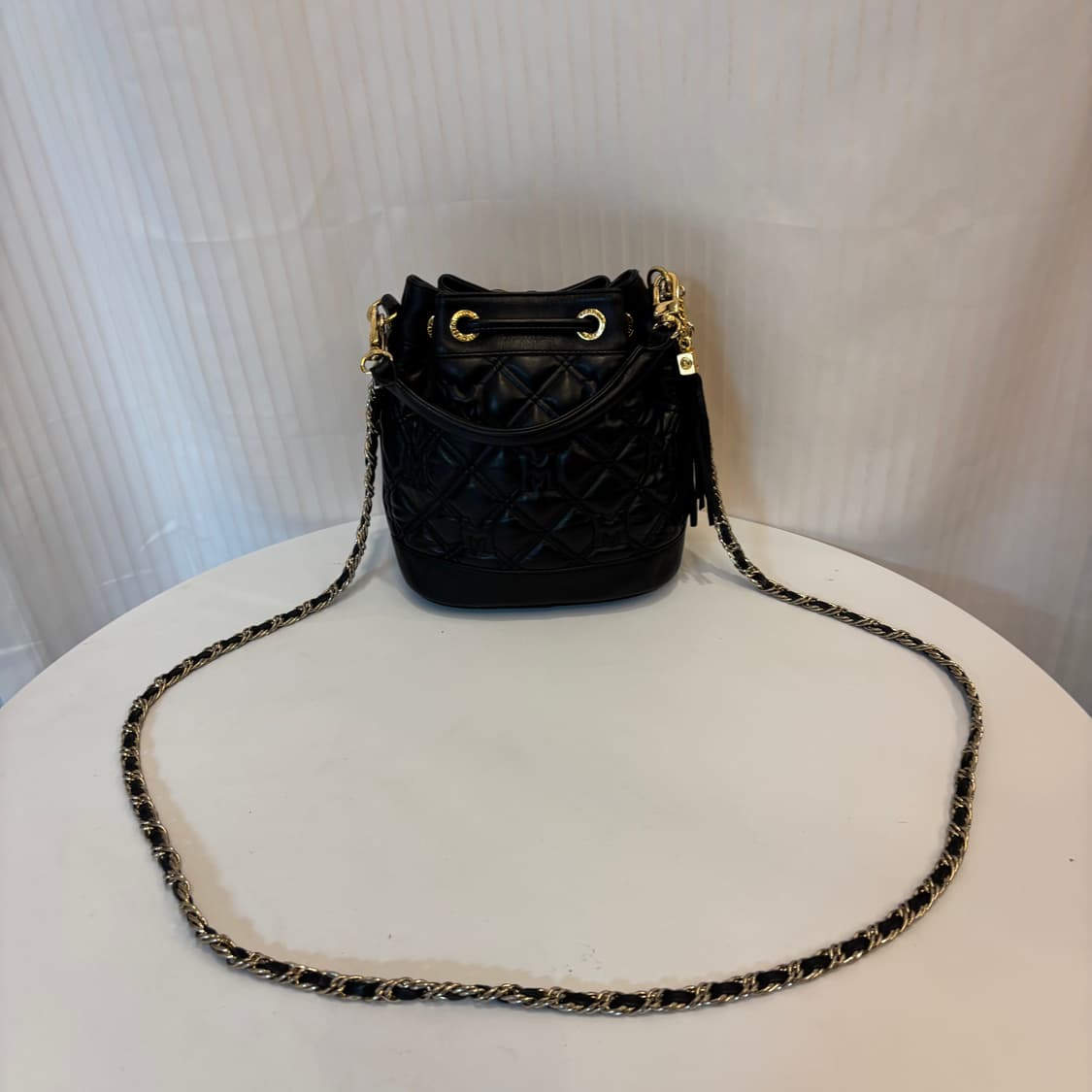 정품 메트로시티 퀄팅 복조리 크로스백     상품이미지6