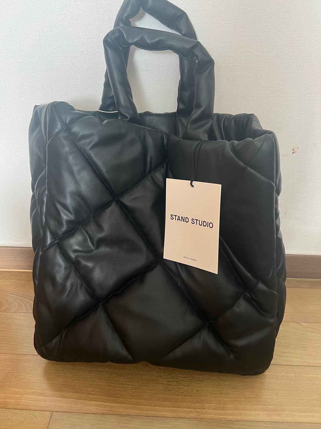 STAND STUDIO 블랙 퀼팅 토트백 상품이미지2