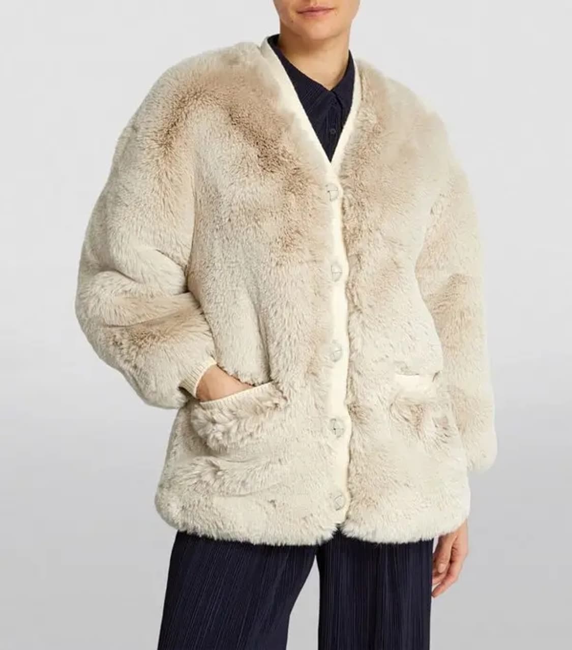 (새상품) 끌로디피에로 연베이지 인조 퍼코트 38사이즈 상품이미지1