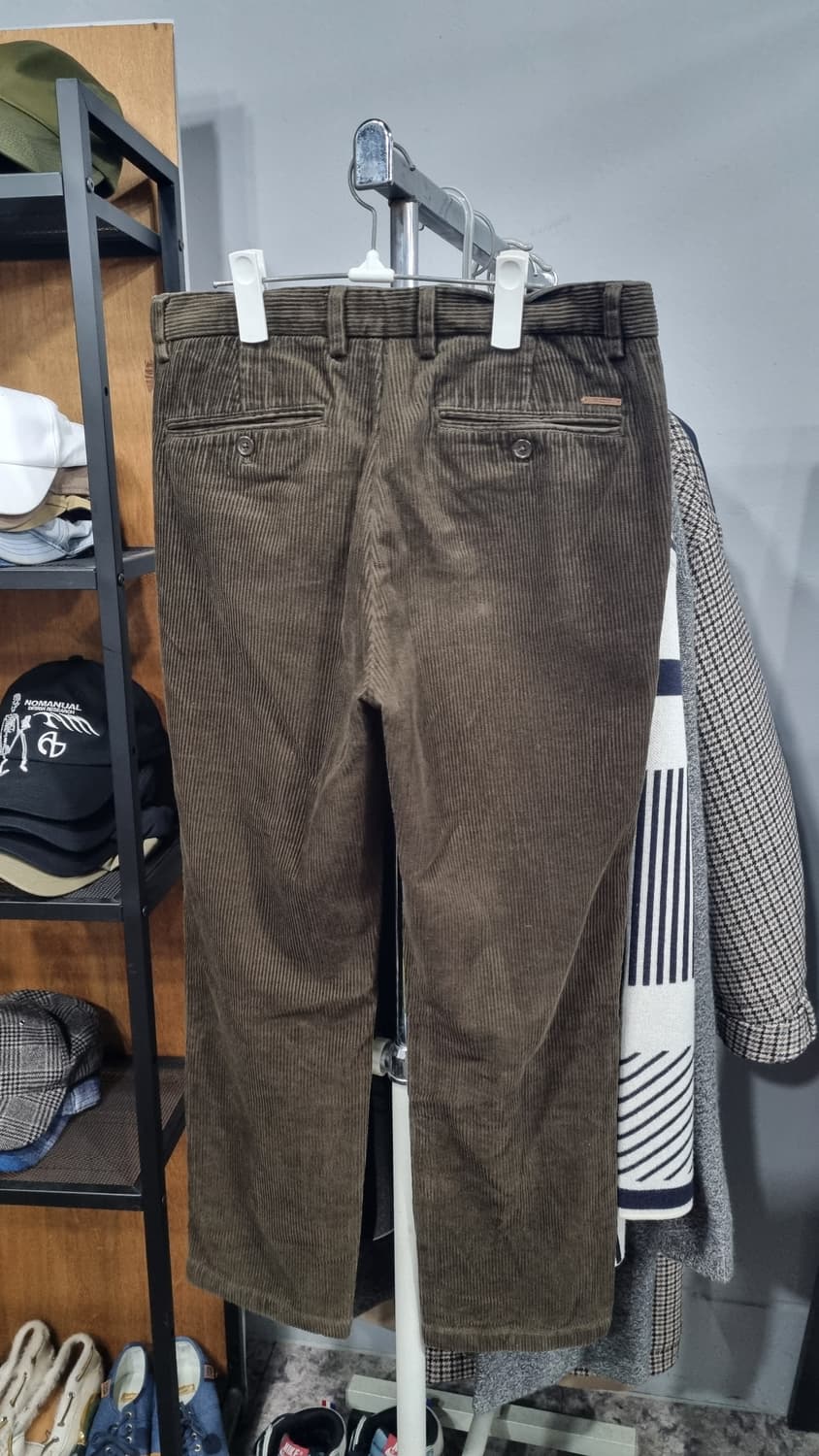 hazzys(헤지스) 다크브라운 코듀로이팬츠 32size 컨디션9/10 상품이미지2