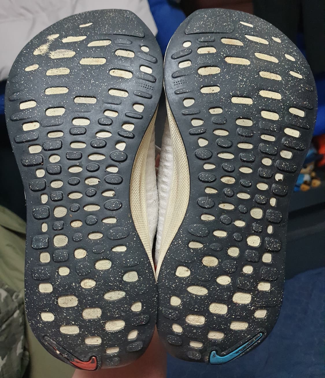 나이키 인피니티 런4 SE 푸시아드림 런닝화 (250) 상품이미지7