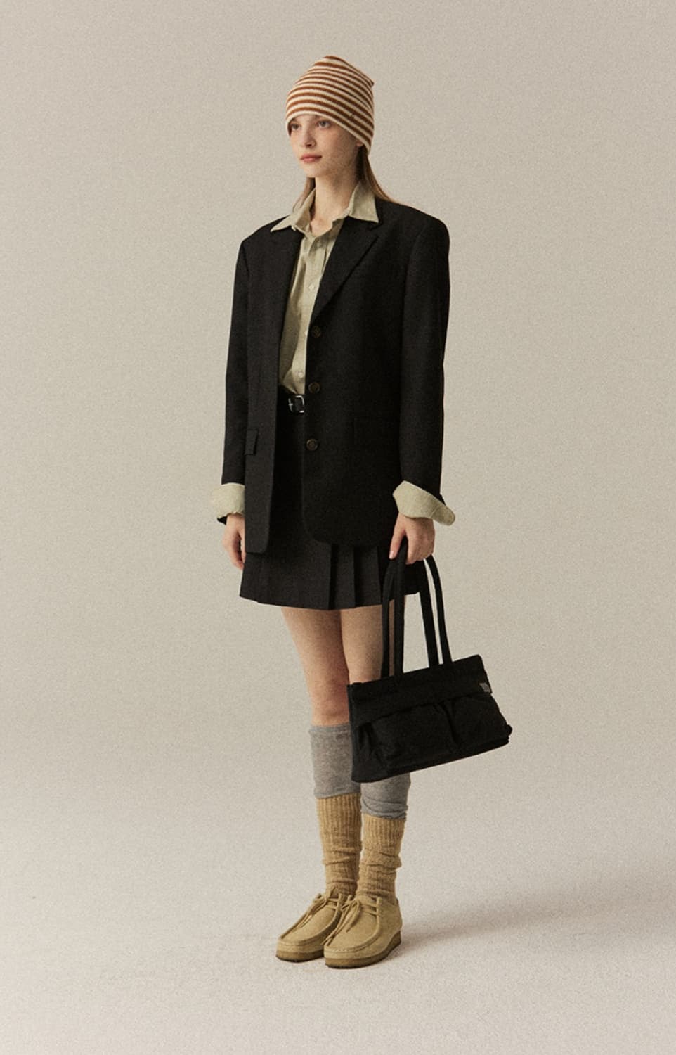 스위치 멜로우 토트 와이드 블랙 숄더백 상품이미지1