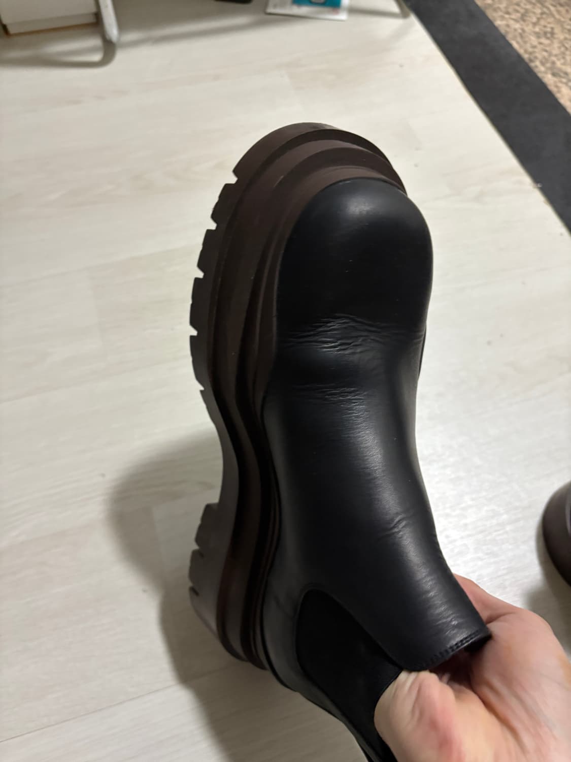 보테가베네타 타이어 부츠 270 상품이미지6