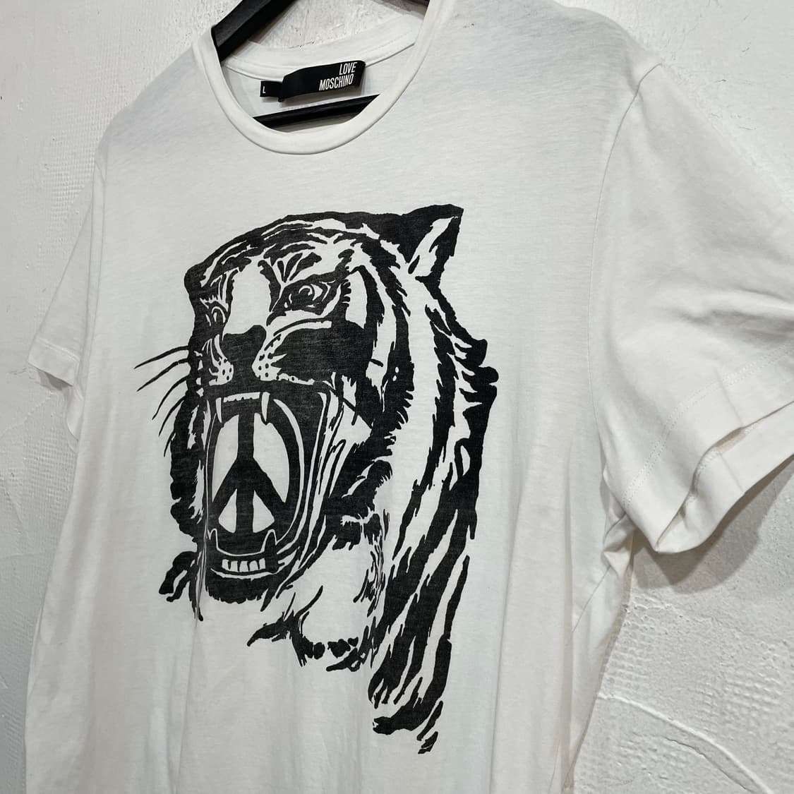 모스키노 타이거 프린팅 반팔티 상품이미지4