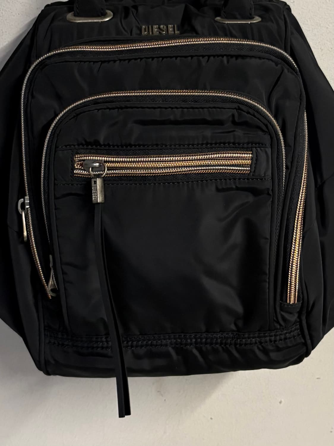 DIESEL padded nyloon shoulder bag 상품이미지3