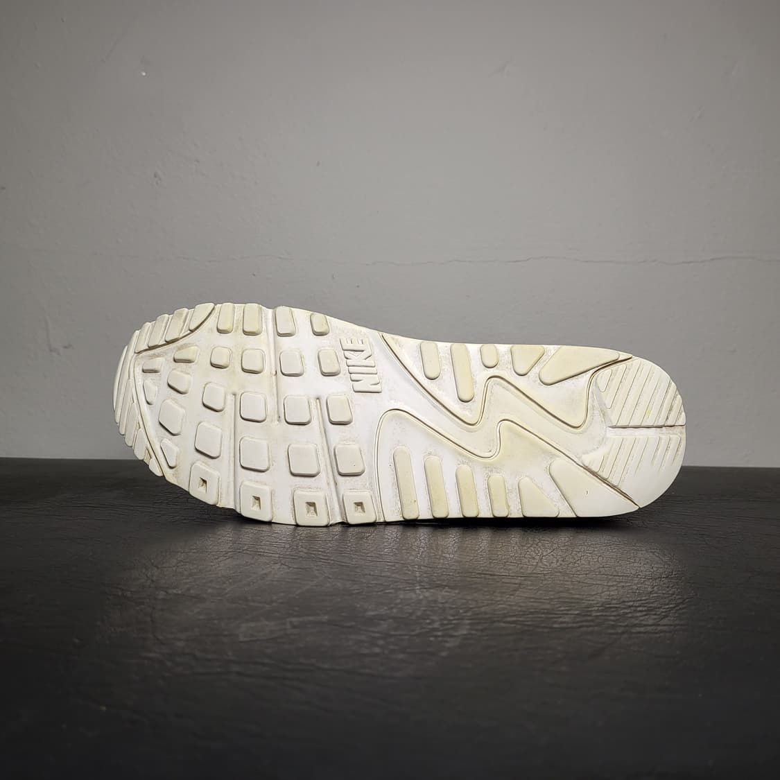 나이키 운동화 250m (정사이즈보다 작음) (전체적으로 사용감 있음) 상품이미지10