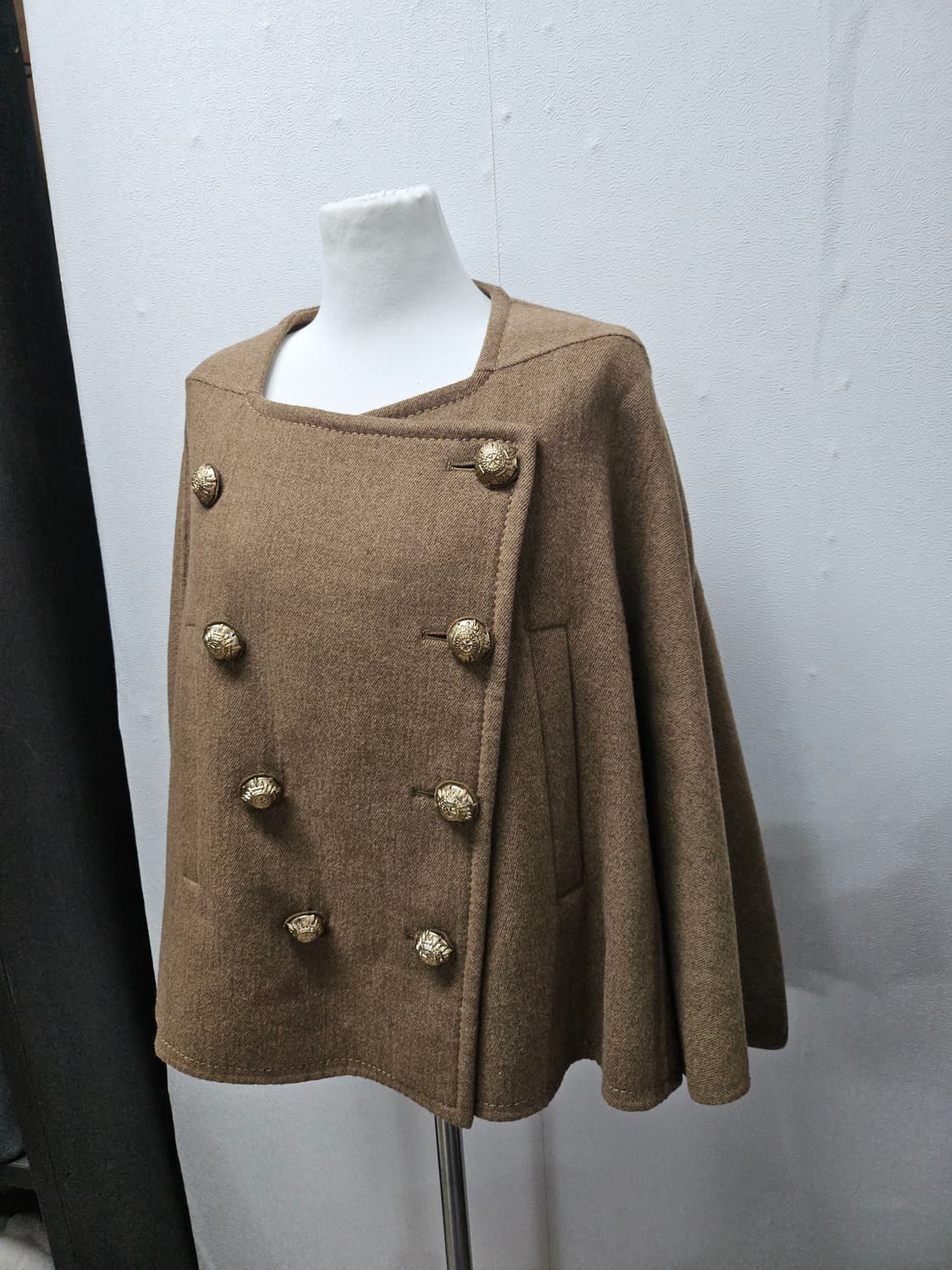 한섬 TIME  타임 케이프 코트  82-94-160 상품이미지2