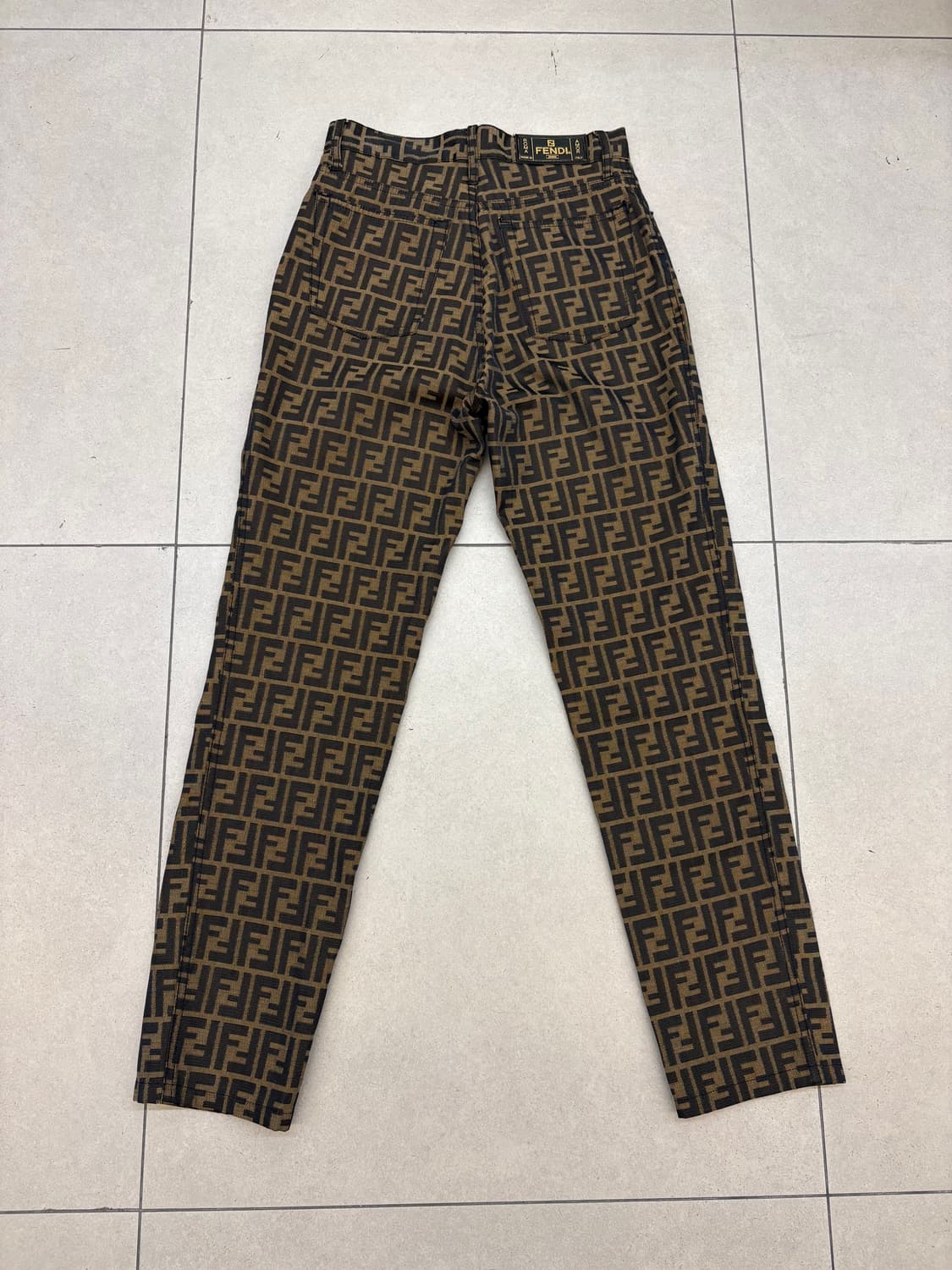 펜디 주카 패턴 모노그램 팬츠 상품이미지8