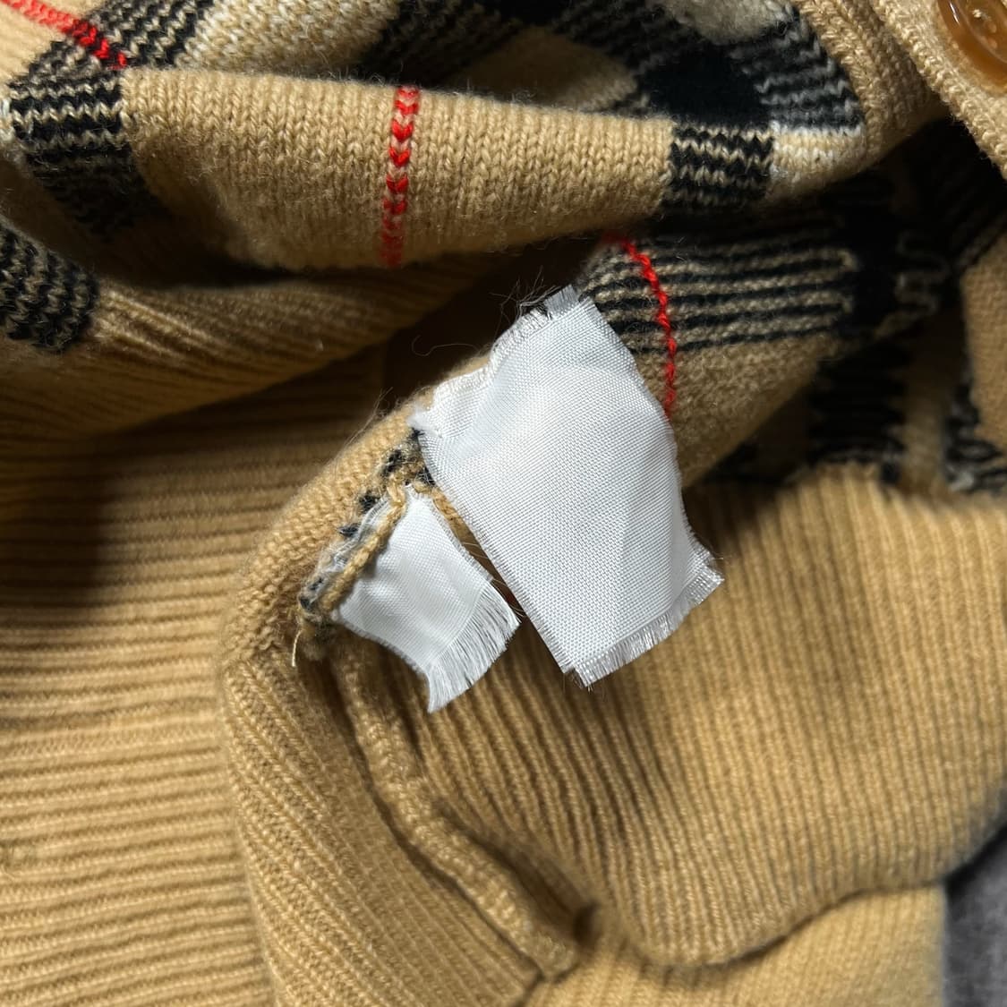 버버리 노바체크 울 가디건 상품이미지5