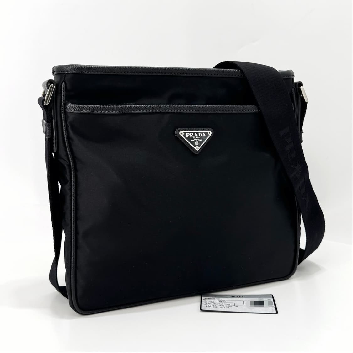 프라다 삼각로고 나일론 메신저백 크로스백 블랙 (2VH797) 상품이미지1