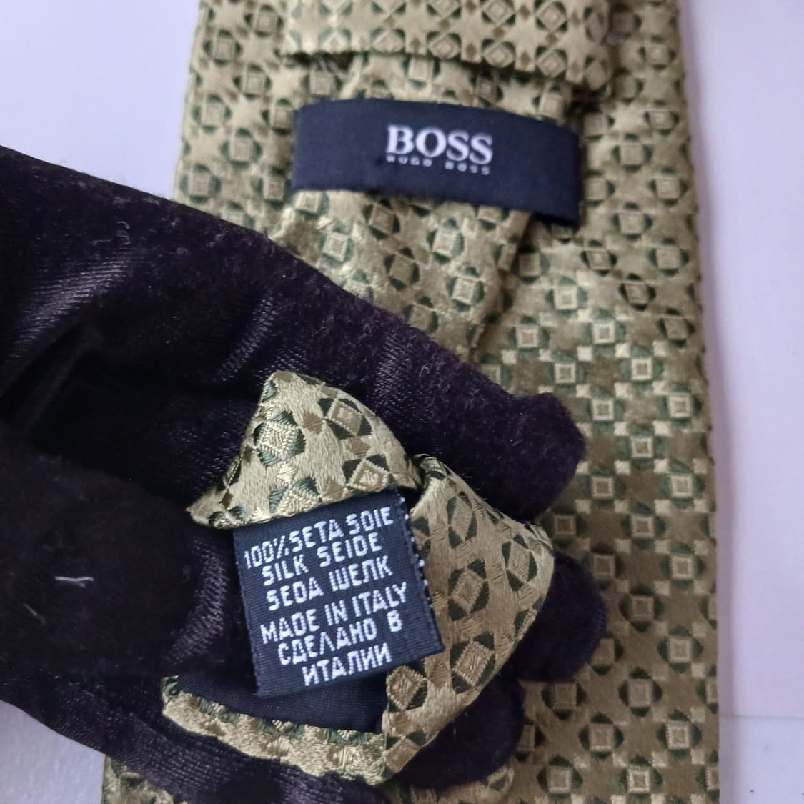 휴고보스 실크 다크그린 자카드 넥타이 9.6cm A+등급 A19387
 상품이미지9