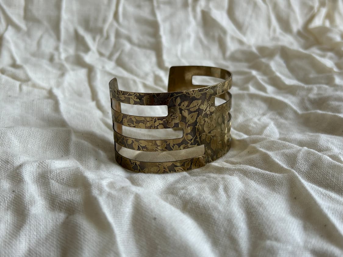 오리엔탈 패턴 골드뱅글 상품이미지1