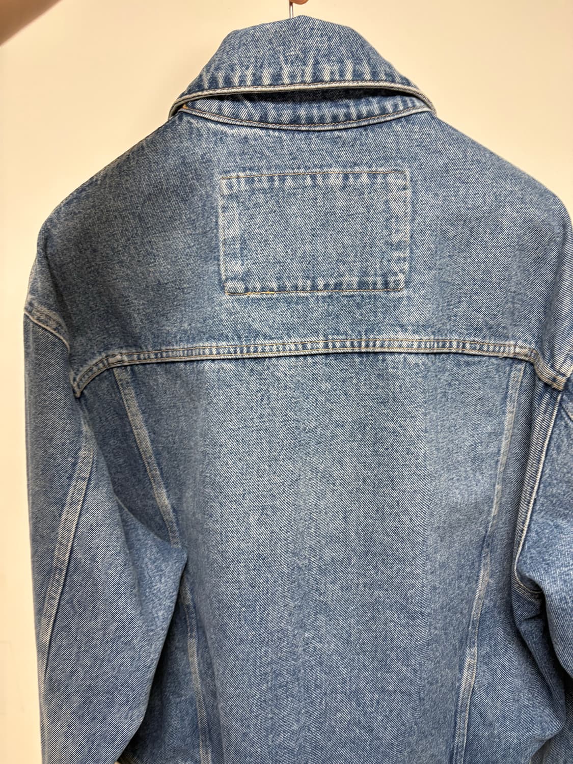 ami 23ss 데님 자켓 boxy fit denim 상품이미지2