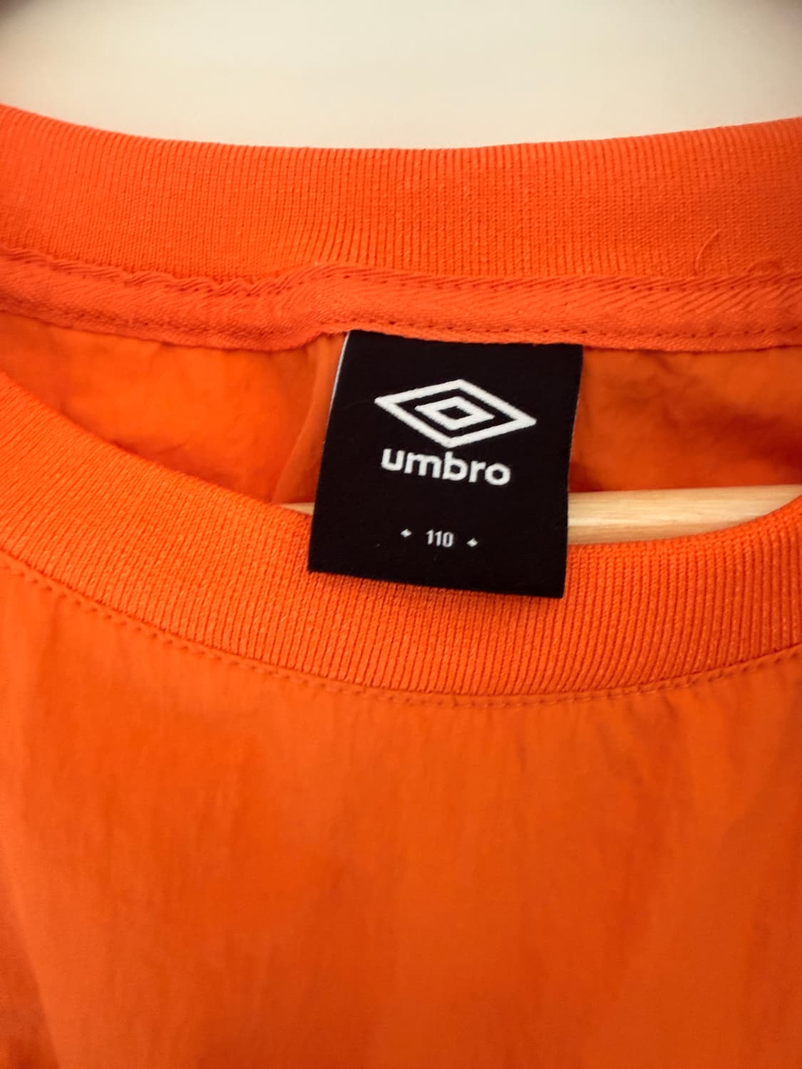 엄브로(Umbro) 빈티지 빅로고 바람막이 자켓  상품이미지4