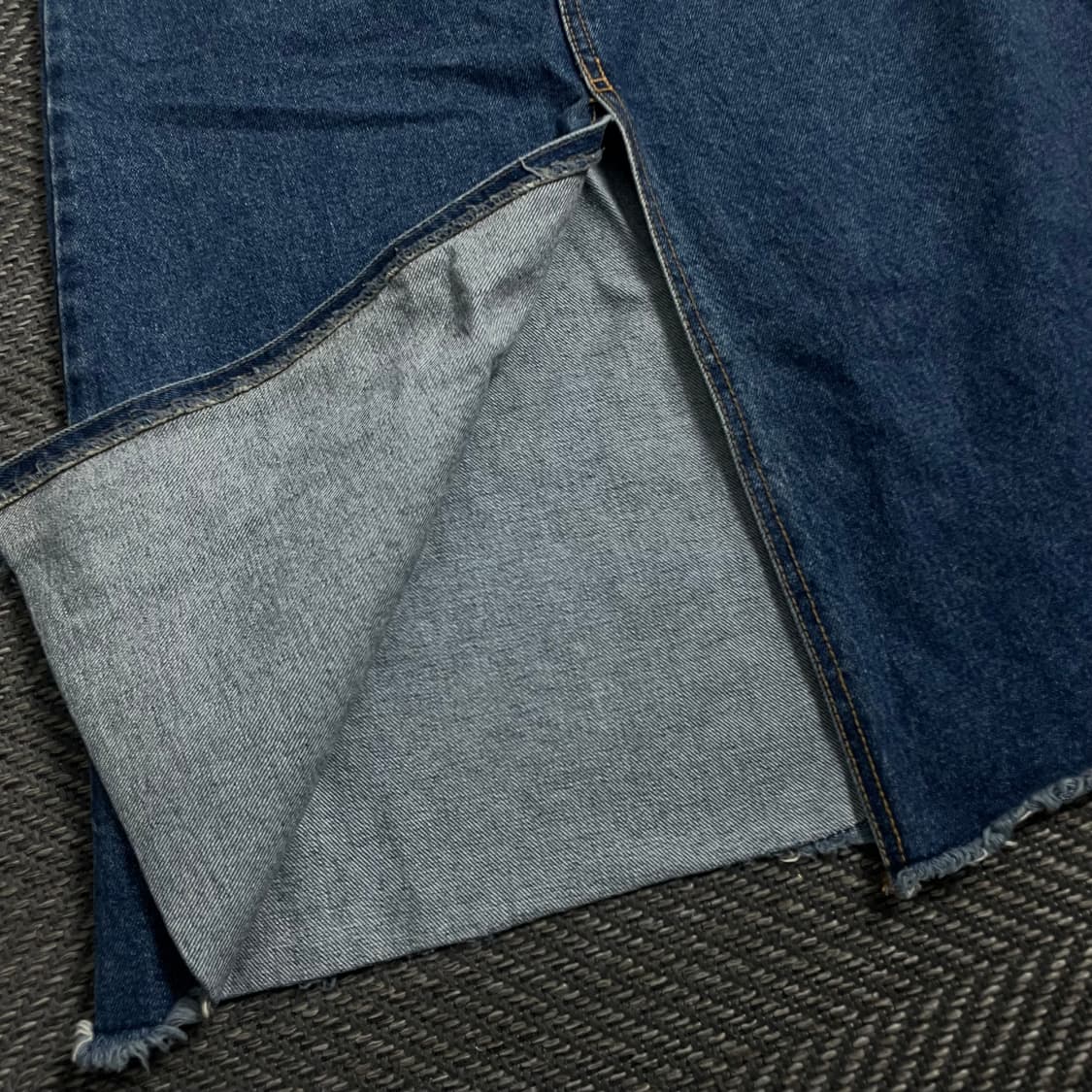 빈티지 버튼 디테일 워싱 데님 절개 미디 스커트y 4604 상품이미지4