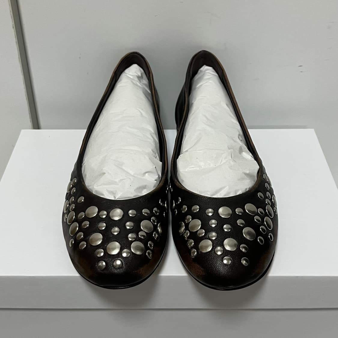 [36,37,38,39]기마구아스 스터드 발레리나 슈즈/브라운 상품이미지3