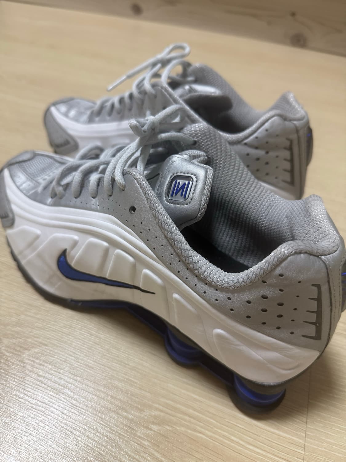 나이키 샥스 r4 상품이미지2