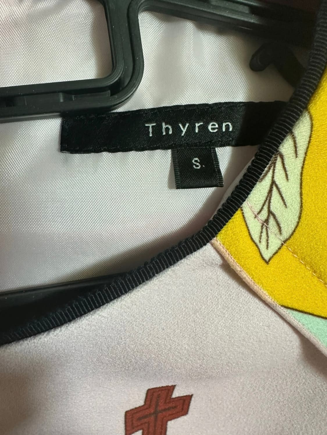 thyren 패턴 원피스 상품이미지7