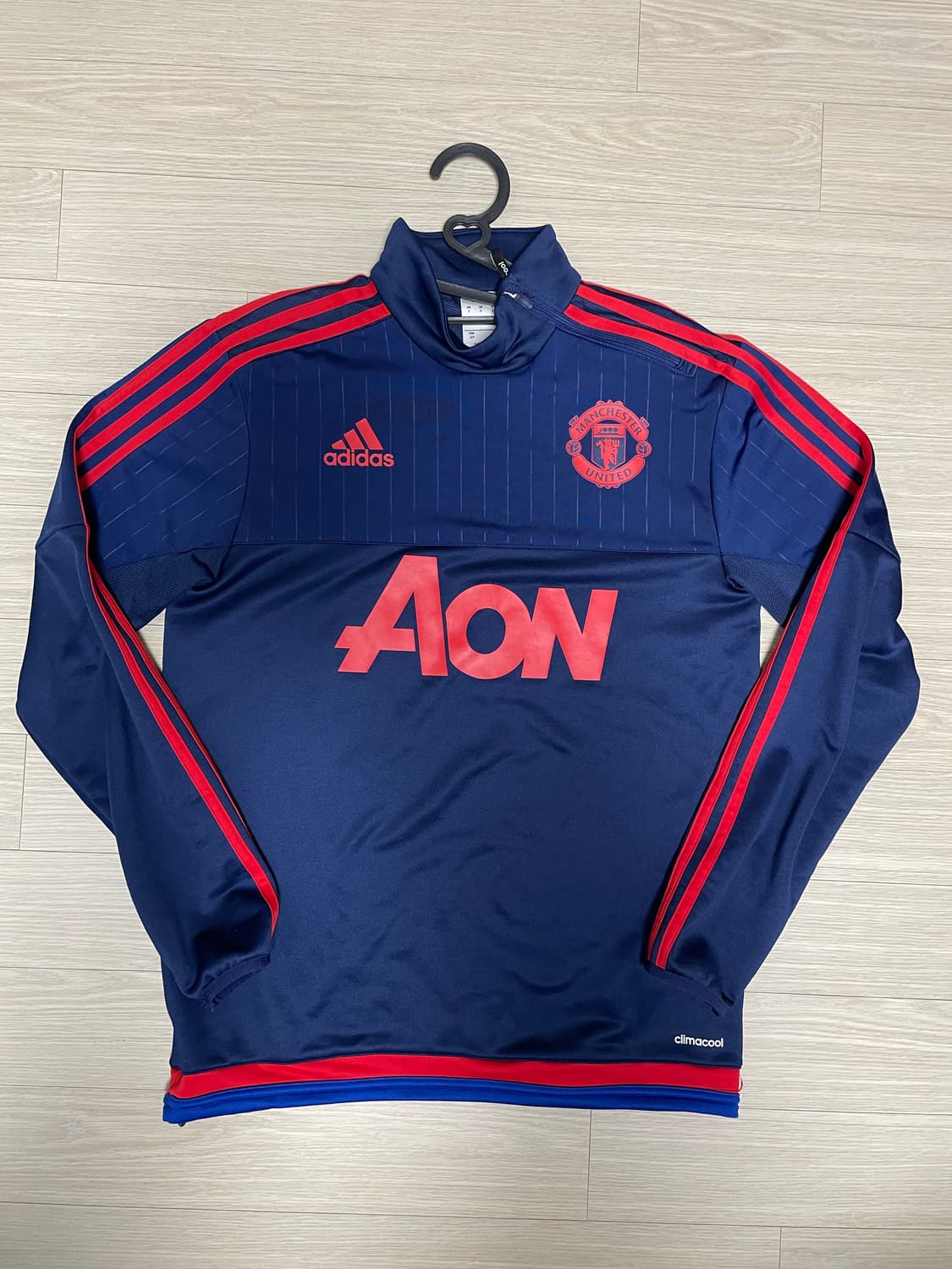 15-16 맨유 x 아디다스 Aon 트레이닝 쿼터집 (국내 M) 상품이미지1