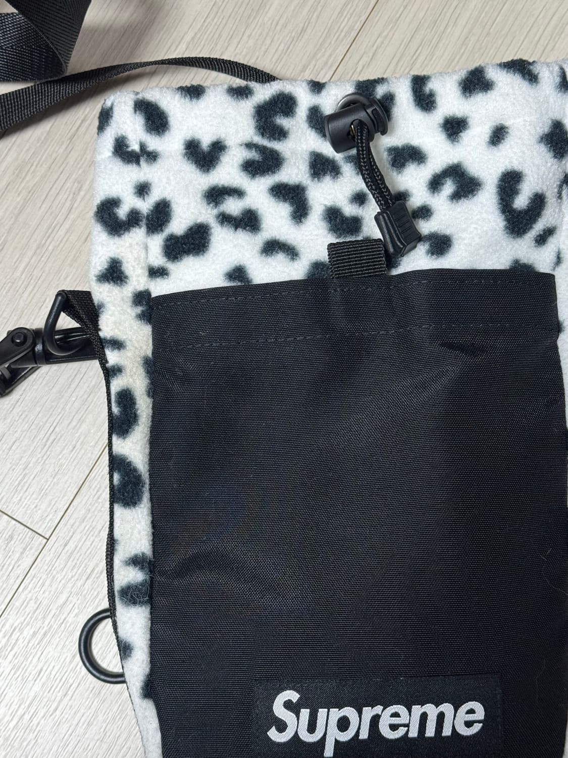 슈프림 폴라텍 슬링백 레오파드 24FW 상품이미지2