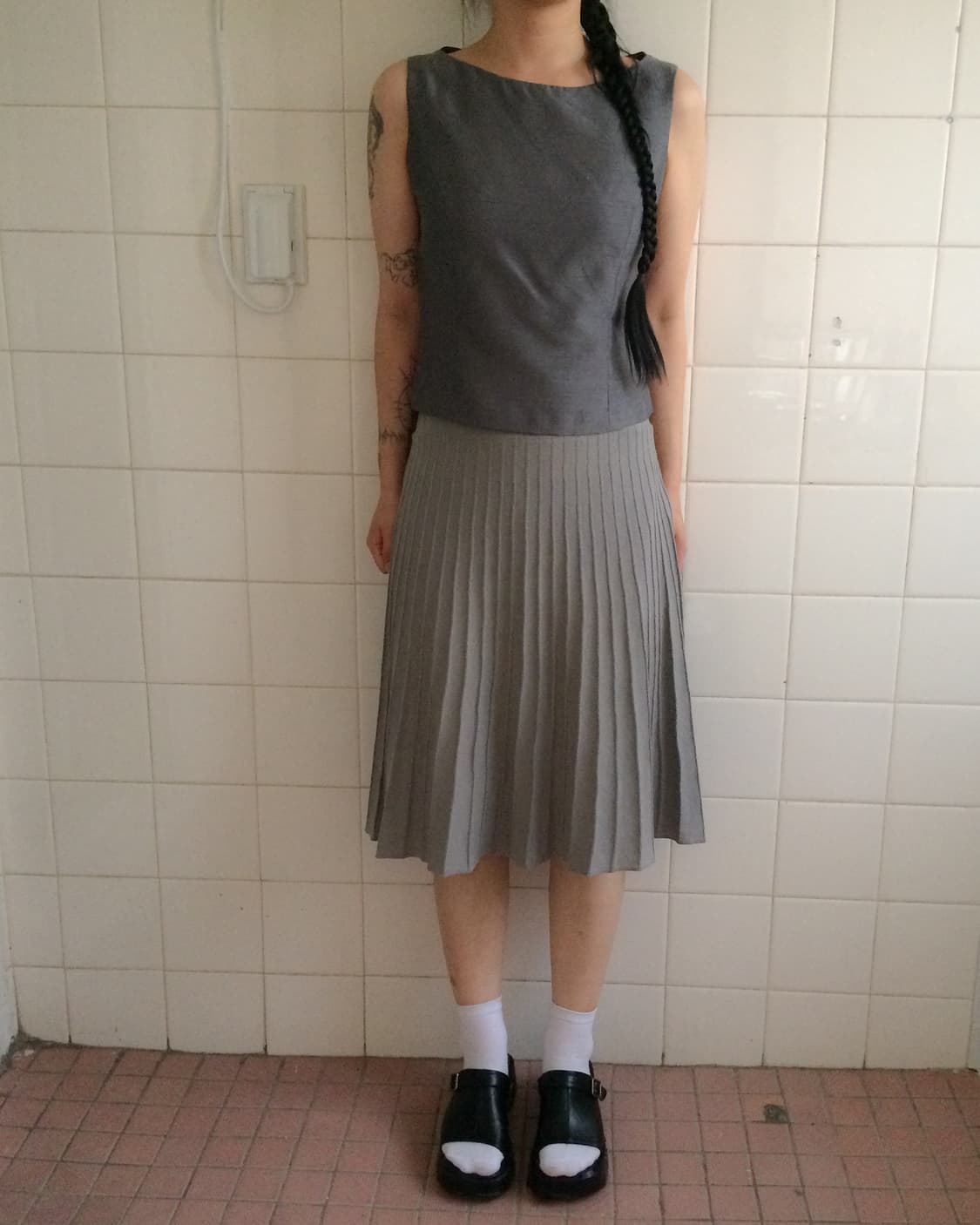 Glossy sleeveless 상품이미지1