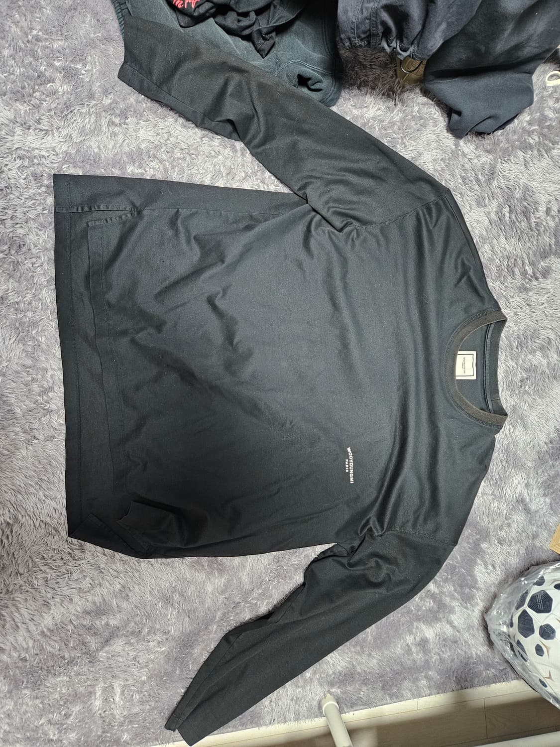 우영미 블랙 플라워 롱슬리브 티셔츠 48 상품이미지2