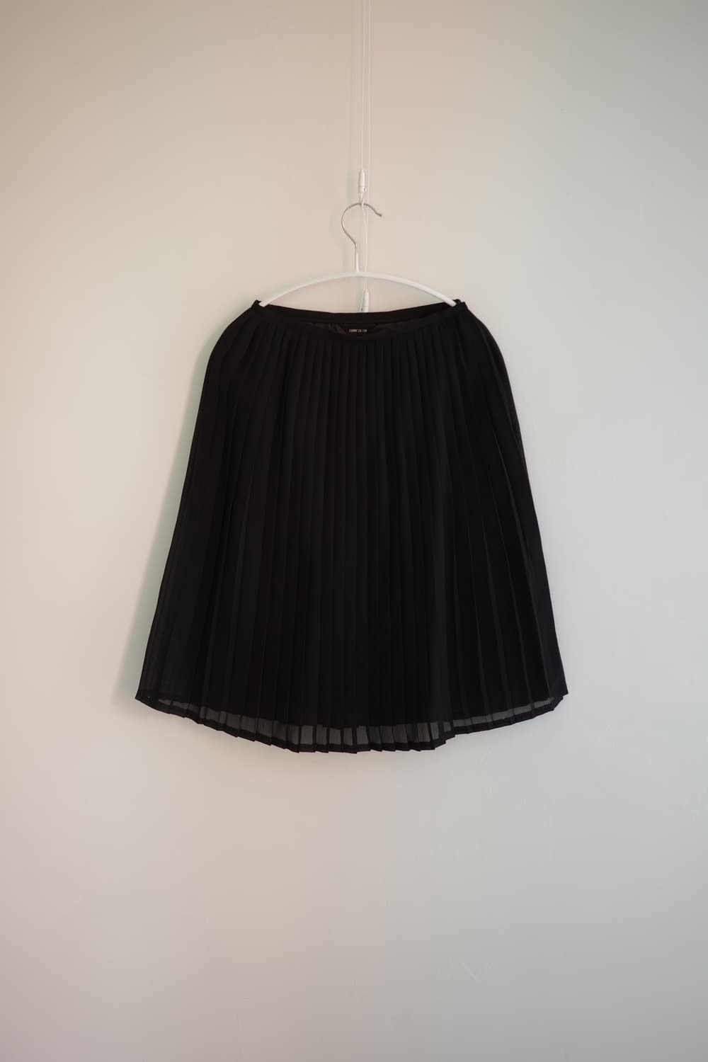 COMME CA ISM
• 블랙 주름 스커트 상품이미지2