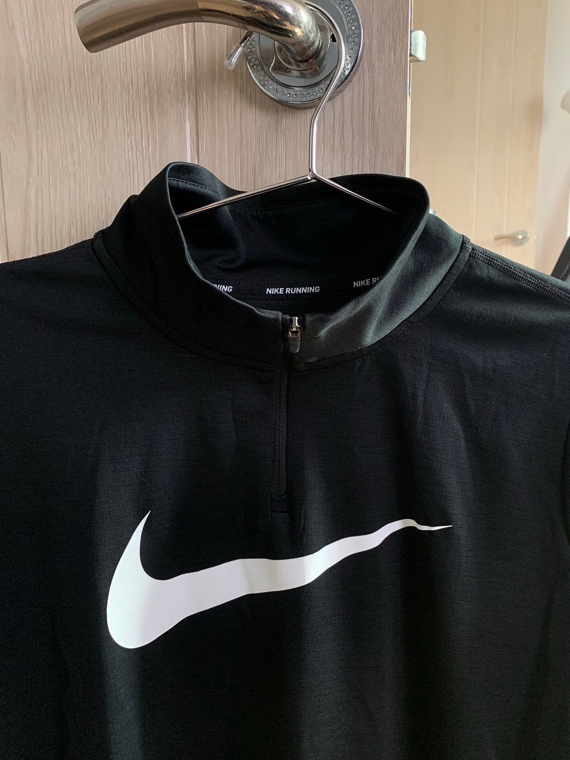 나이키 여성 러닝 반집업 상품이미지2