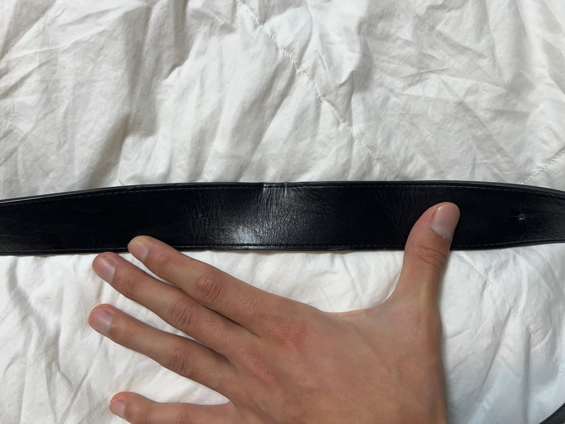 파인드 카푸어 가죽 크로스백 상품이미지4