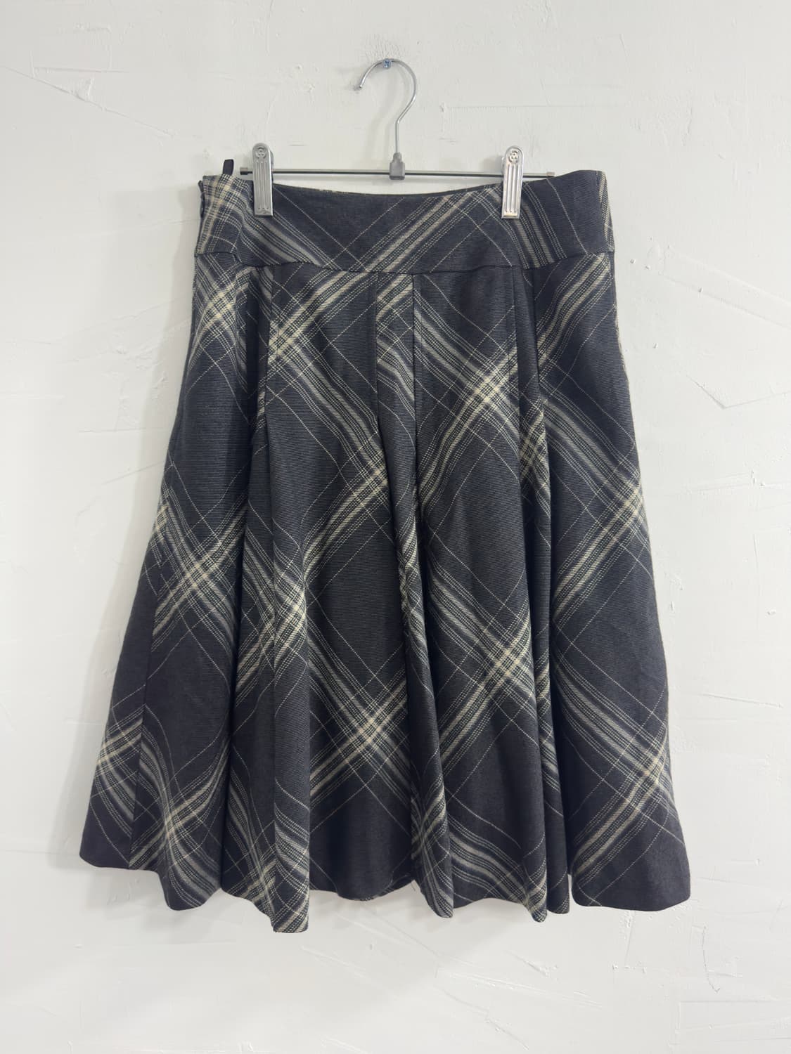 check pleats midi skirt 상품이미지2