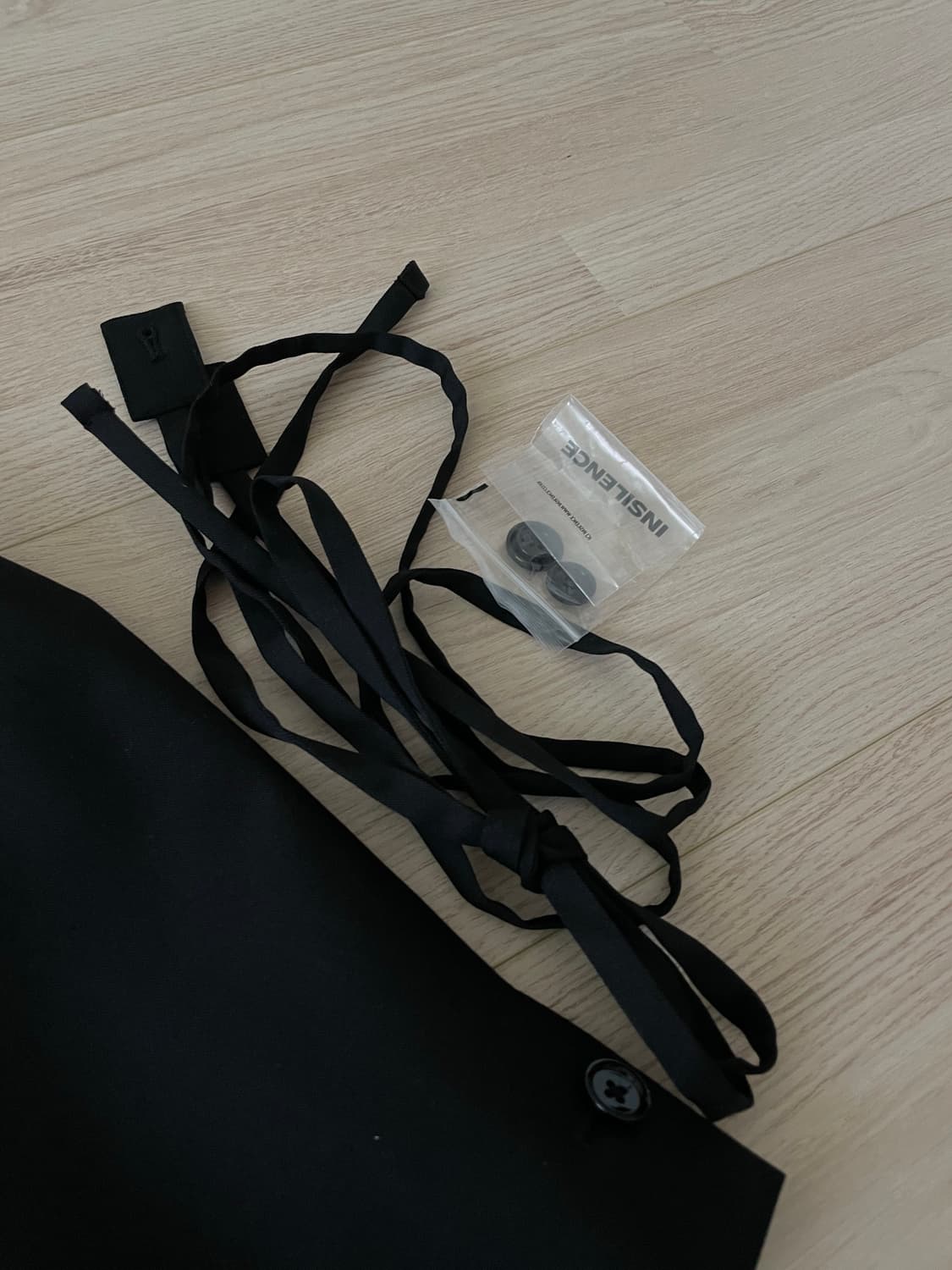 인사일런스우먼 블레이저 스트랩블레이저 블랙 상품이미지3