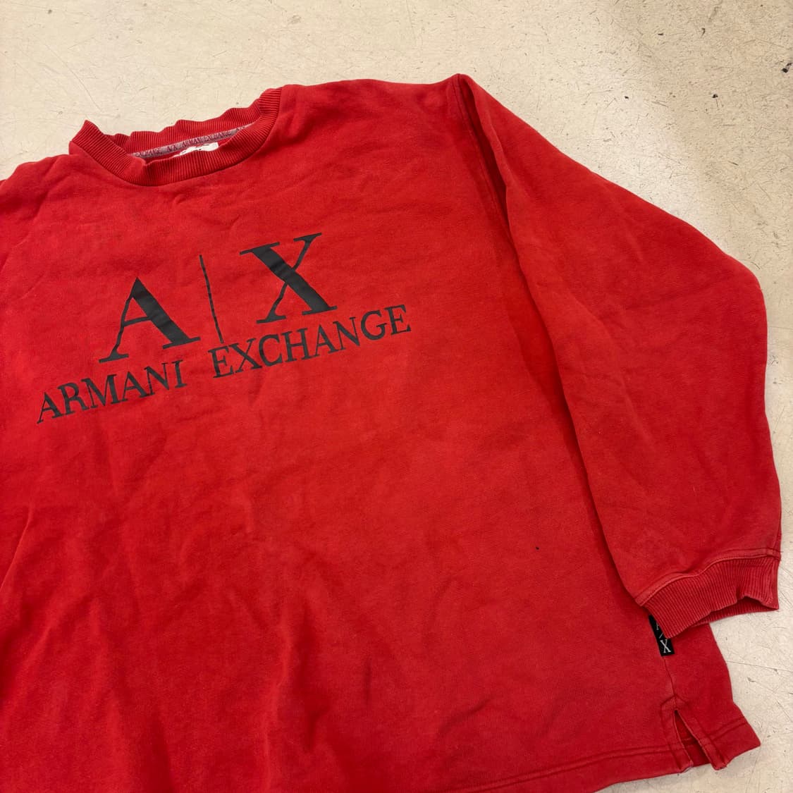 아르마니 익스체인지 빅로고 레드 맨투맨 상품이미지2