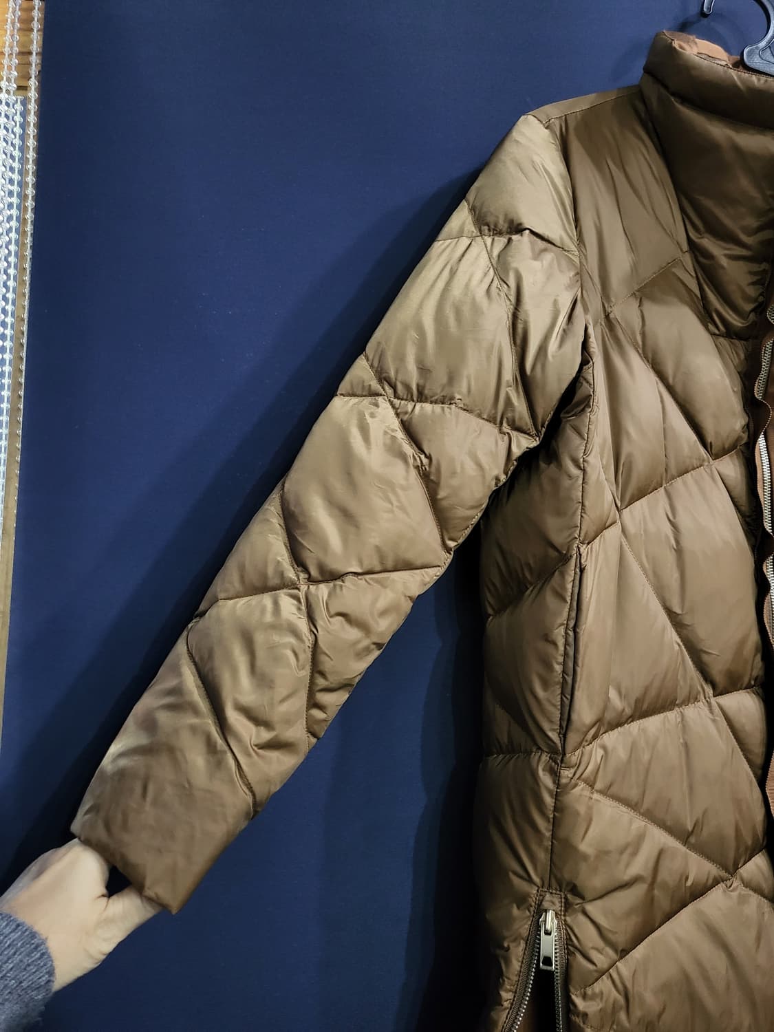 더 아이잗 컬렉션 세미오버핏 구스다운패딩 상품이미지3