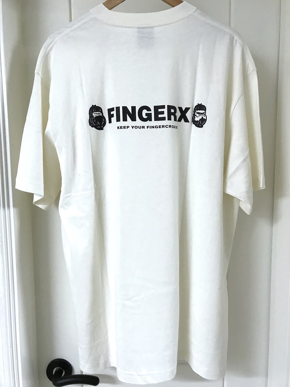 FINGERCROXX 패치자수 백 로고 오버사이즈 반팔  상품이미지1