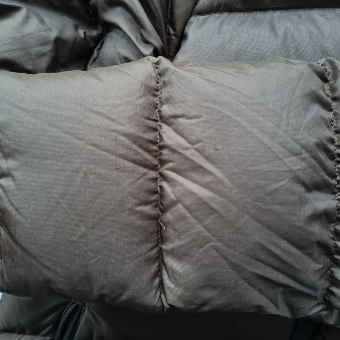 파타고니아 패딩 브라운  상품이미지4