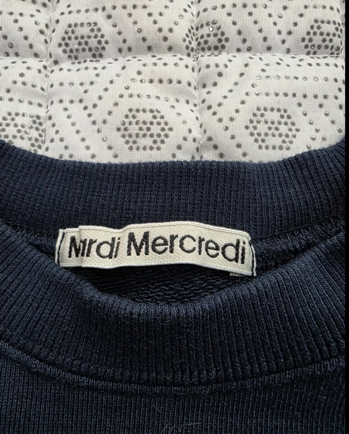 마르디 메크르디 네이비 맨투맨 FREE 상품이미지6