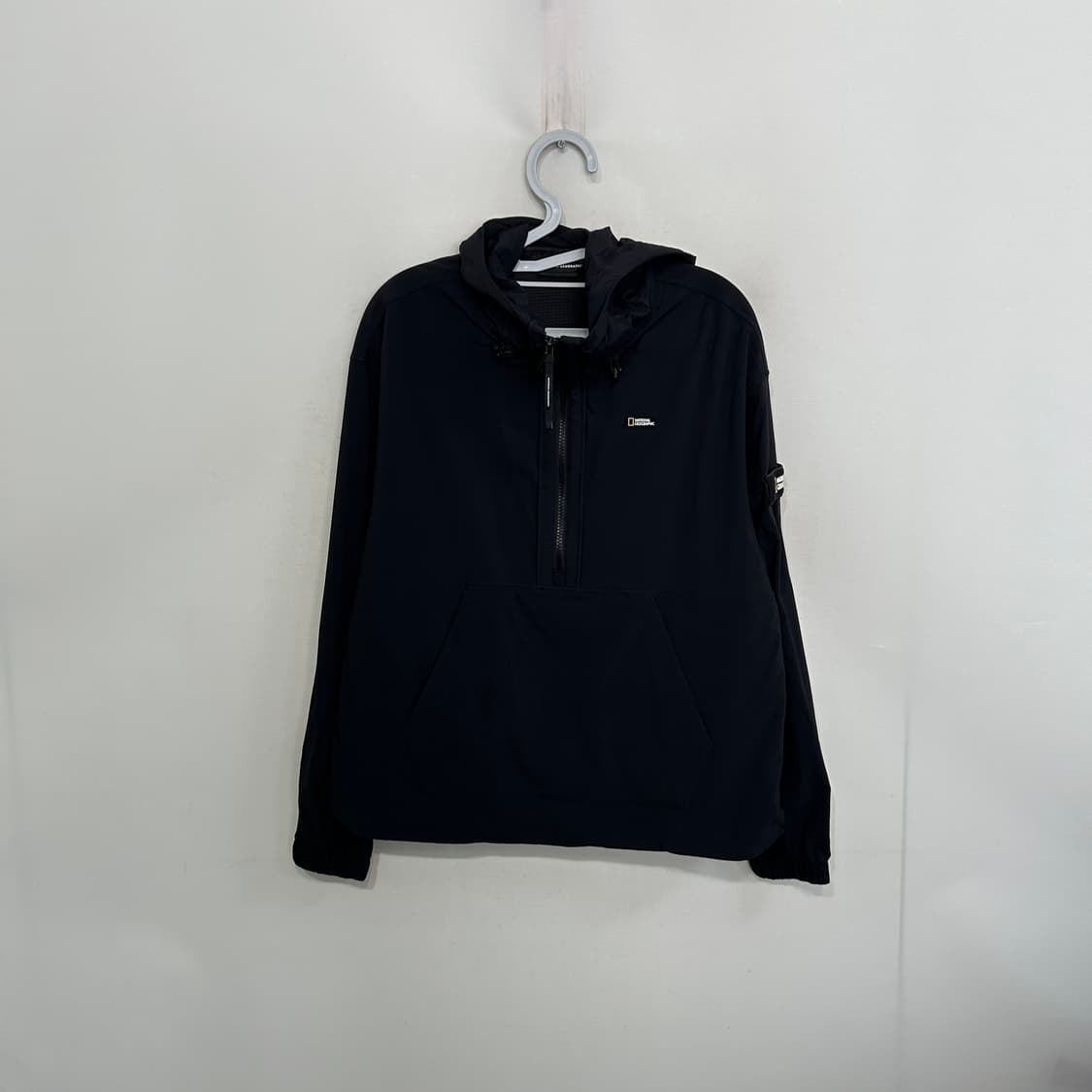 내셔널지오그래픽 아노락 바람막이 85 남녀공용 블랙 상품이미지1