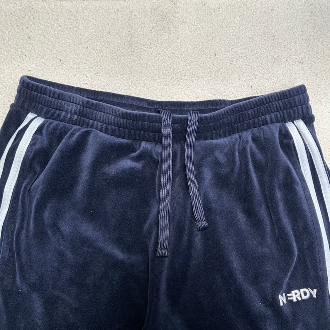 널디 코튜로이 벨벳 트랙 세트 네이비 M 상품이미지5