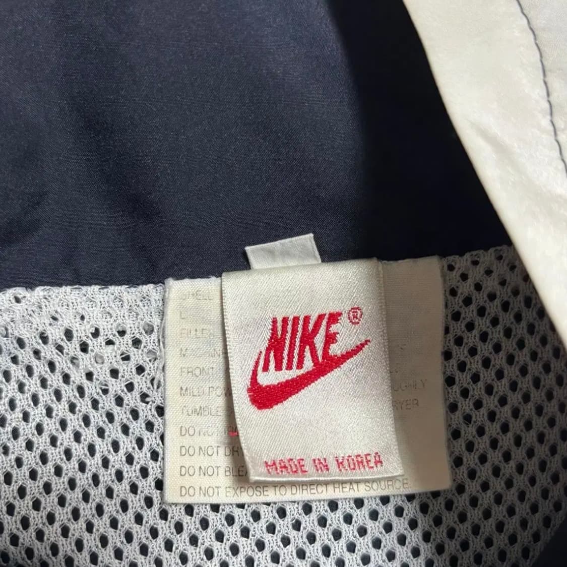 나이키 90s 올드스쿨 스우시 네이비 바람막이 상품이미지4
