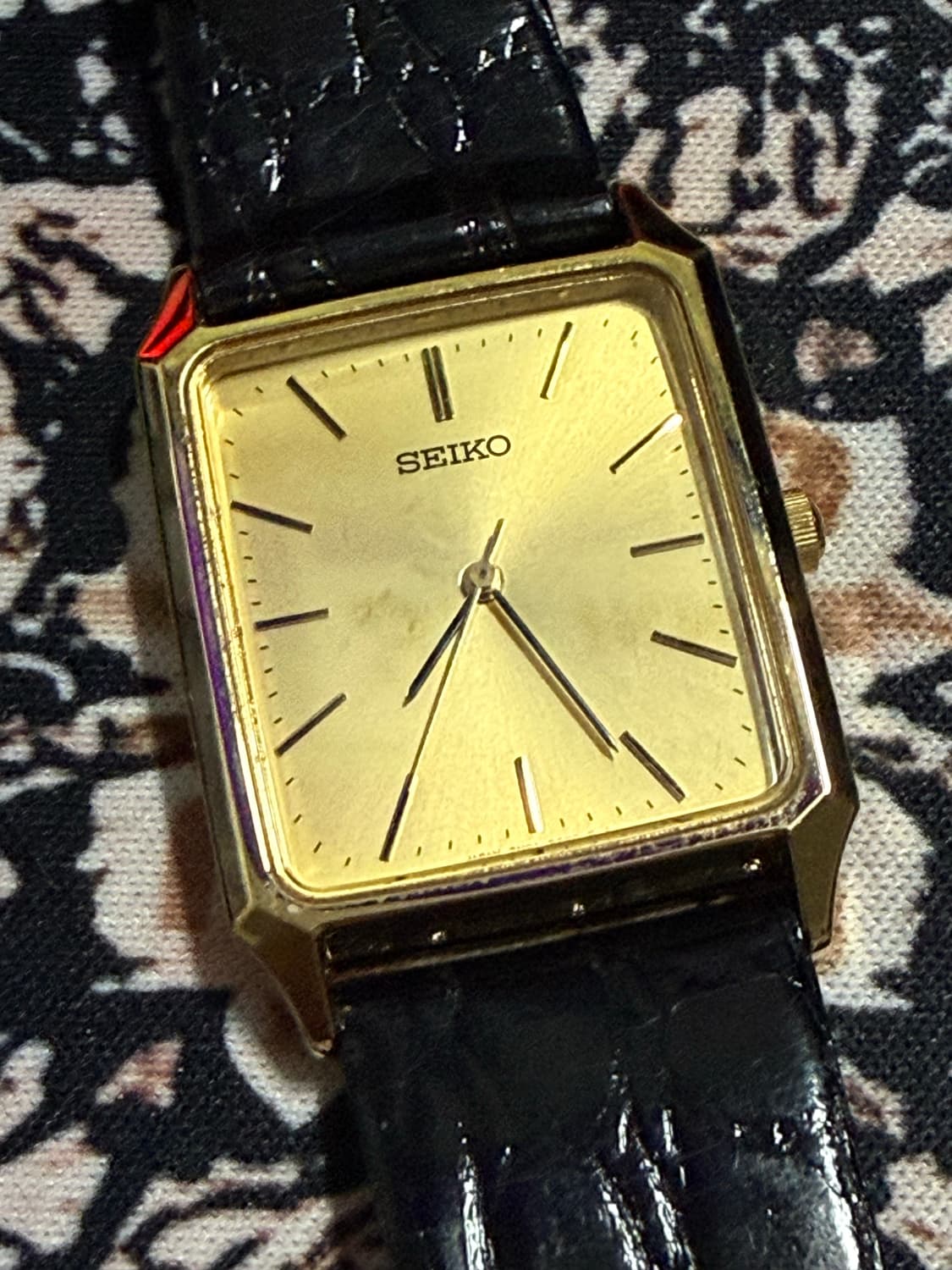 SEIKO 빈티지 쿼츠 시계 상품이미지2