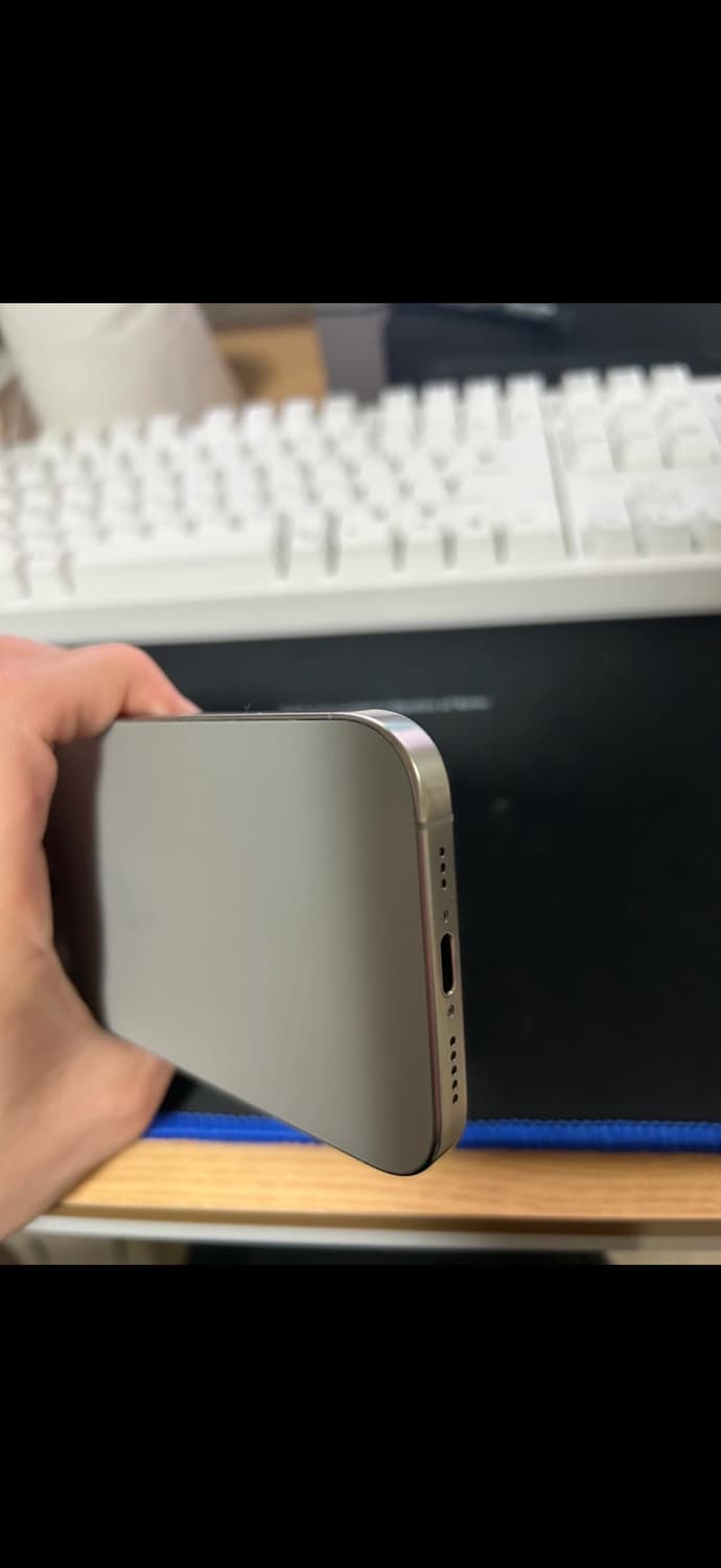 아이폰 16프로 성능100% 네추럴티타늄 풀박 상품이미지4