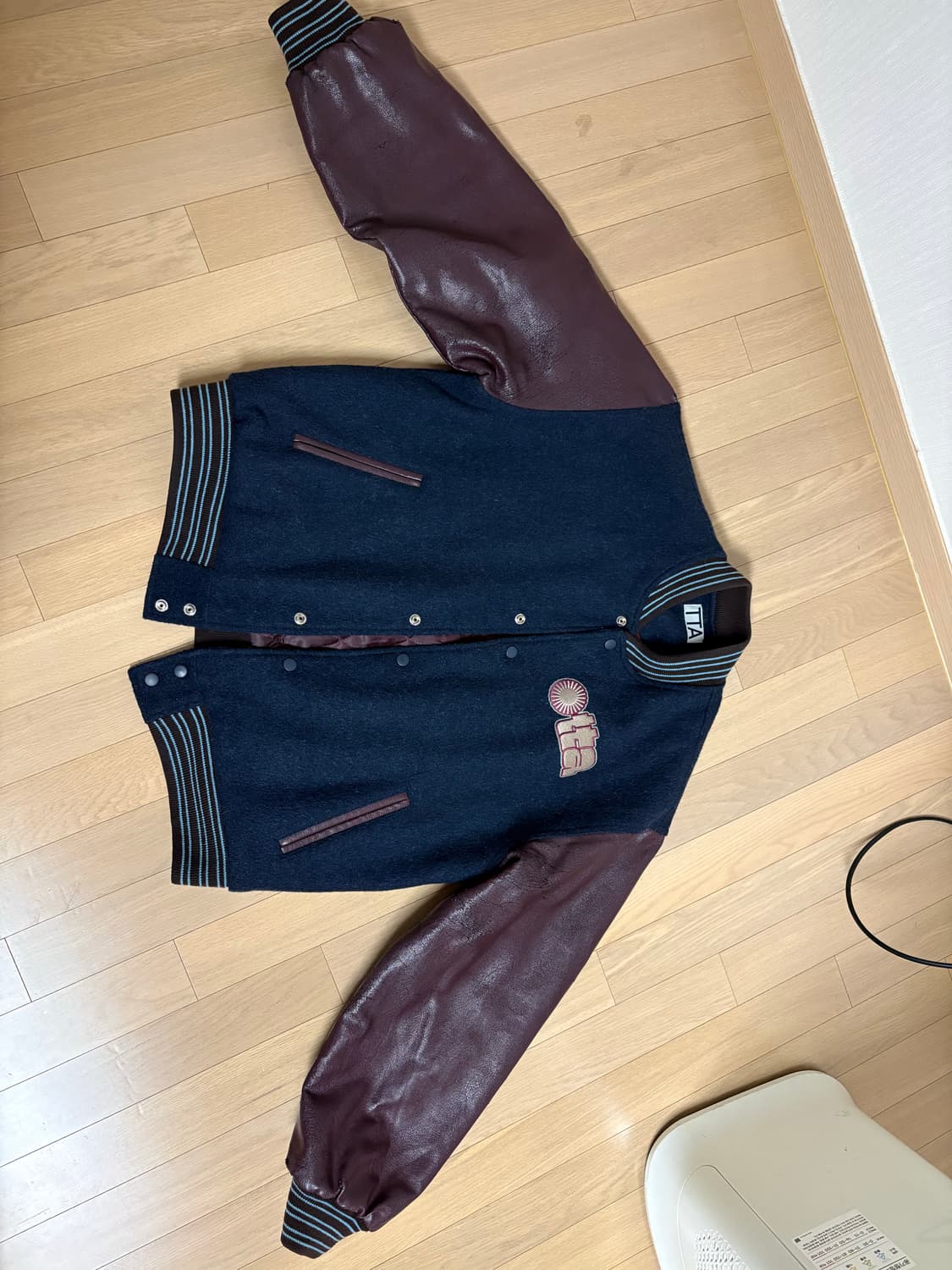 토우토우아카이브 그랜파스 바시티자켓 상품이미지3