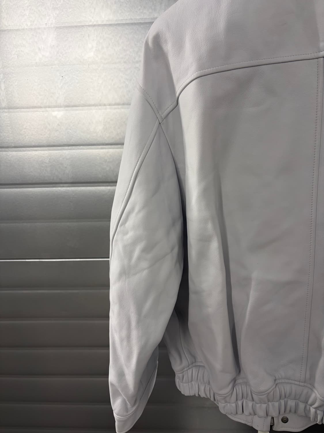 비바스튜디오 리얼레더 화이트 가죽 자켓 XL 상품이미지8